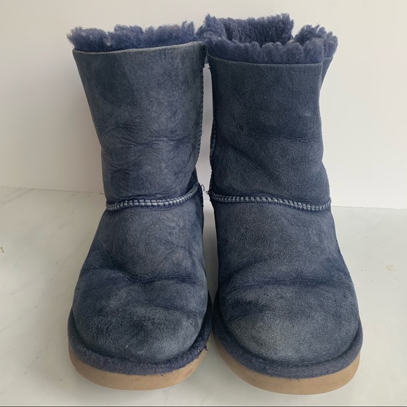 Ugg Bailey Bow Boots - Picture 2 of 11